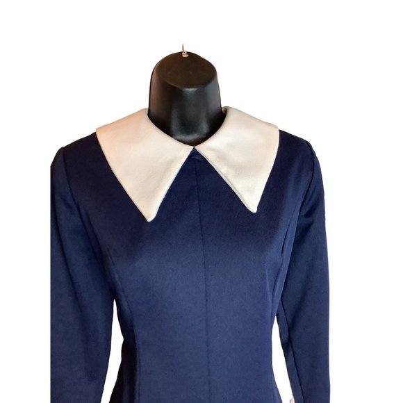 1960's-70's Montgomery Ward Navy & White Dagger Collar Dress - Picture 10 of 10